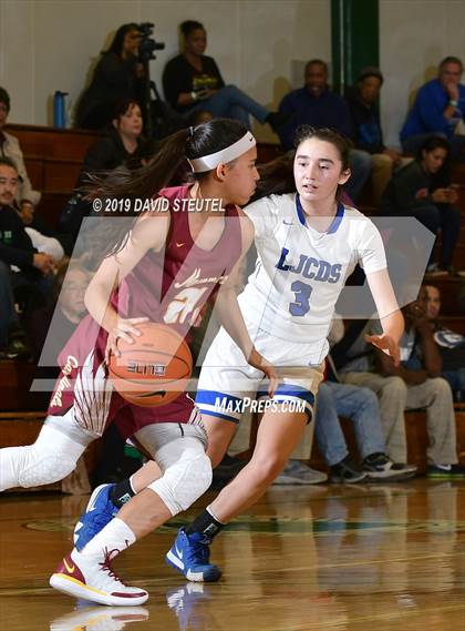 Thumbnail 1 in Cardinal Newman vs. La Jolla Country Day (St. Mary's Stockton MLK Showcase) photogallery.