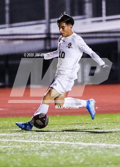 Thumbnail 3 in James Logan @ Moreau Catholic photogallery.