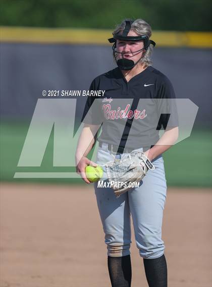 Thumbnail 1 in Indianapolis Cardinal Ritter @ Guerin Catholic photogallery.