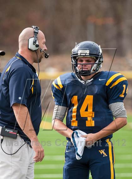 Thumbnail 2 in New London @ Woodstock Academy photogallery.