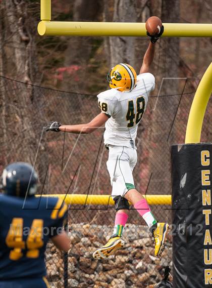 Thumbnail 3 in New London @ Woodstock Academy photogallery.