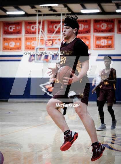 Thumbnail 1 in La Canada vs Simi Valley (4th Annual West Valley Thanksgiving Tip-Off Classic) photogallery.