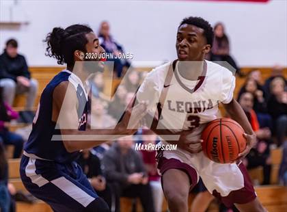 Thumbnail 2 in Secaucus @ Leonia photogallery.