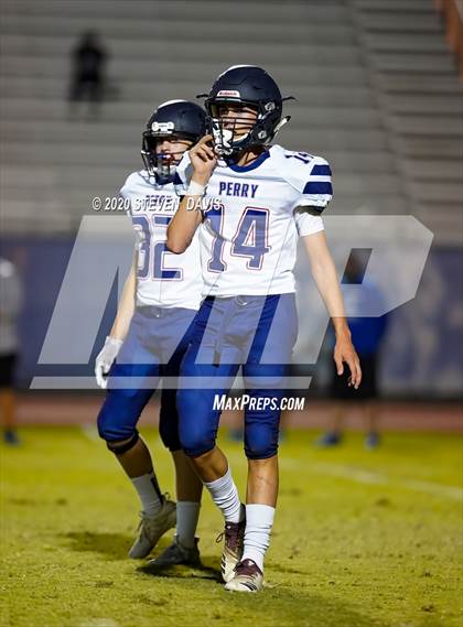 Thumbnail 2 in Perry @ Chandler photogallery.