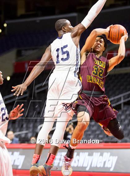 Thumbnail 2 in Simi Valley vs. San Gabriel Academy photogallery.