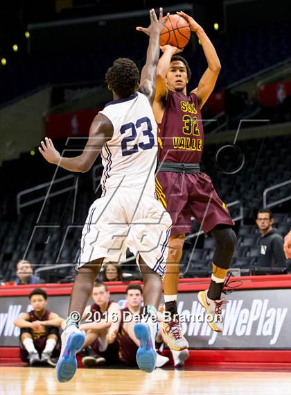 Thumbnail 1 in Simi Valley vs. San Gabriel Academy photogallery.