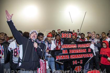 Thumbnail 1 in Cedar Hill (Tour of Champions Ceremony) photogallery.