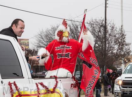 Thumbnail 2 in Cedar Hill (Tour of Champions Ceremony) photogallery.