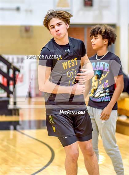 Thumbnail 3 in Kansas City Christian School vs Shawnee Mission West (West Boy's Varsity Tournament) photogallery.