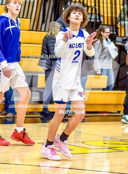 Thumbnail 2 in Kansas City Christian School vs Shawnee Mission West (West Boy's Varsity Tournament) photogallery.