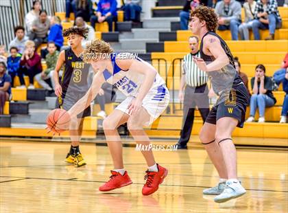 Thumbnail 3 in Kansas City Christian School vs Shawnee Mission West (West Boy's Varsity Tournament) photogallery.