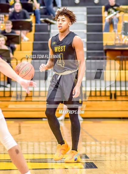 Thumbnail 3 in Kansas City Christian School vs Shawnee Mission West (West Boy's Varsity Tournament) photogallery.