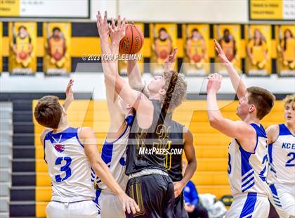 Thumbnail 1 in Kansas City Christian School vs Shawnee Mission West (West Boy's Varsity Tournament) photogallery.