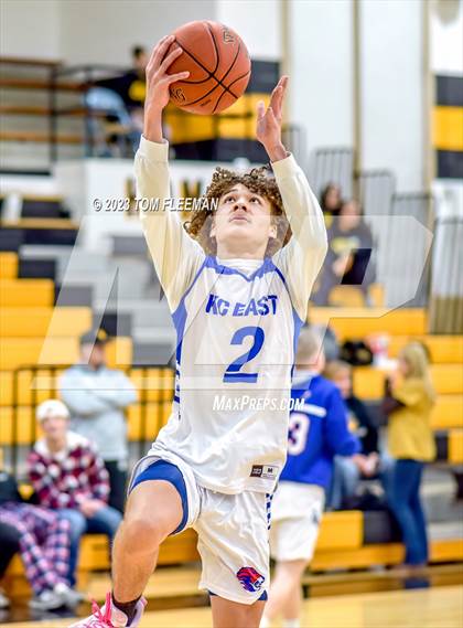 Thumbnail 2 in Kansas City Christian School vs Shawnee Mission West (West Boy's Varsity Tournament) photogallery.
