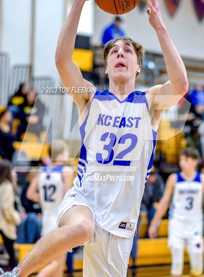 Thumbnail 2 in Kansas City Christian School vs Shawnee Mission West (West Boy's Varsity Tournament) photogallery.