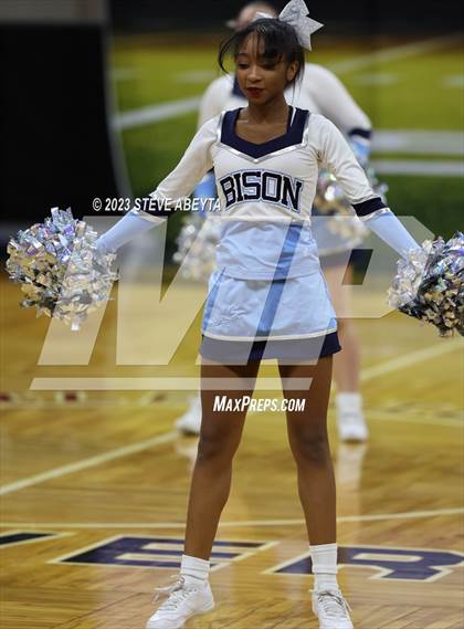 Thumbnail 2 in Vista PEAK Prep CHSAA Spirit Poms photogallery.