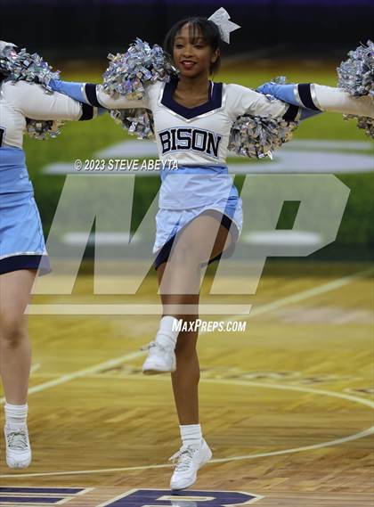 Thumbnail 1 in Vista PEAK Prep CHSAA Spirit Poms photogallery.