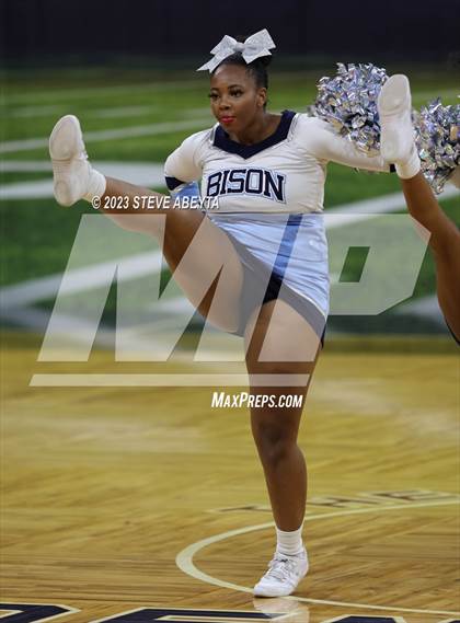 Thumbnail 3 in Vista PEAK Prep CHSAA Spirit Poms photogallery.
