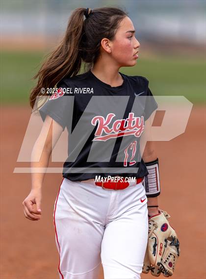 Thumbnail 3 in Katy @ Jordan photogallery.