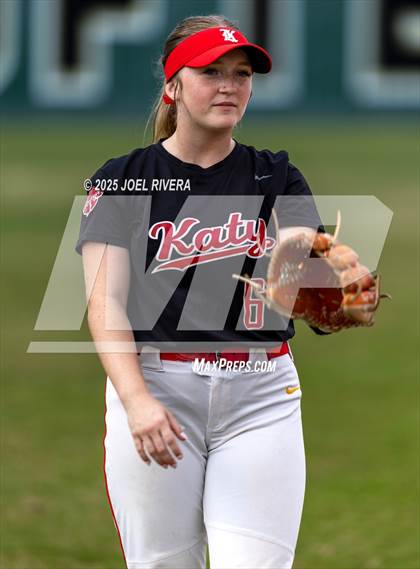 Thumbnail 2 in Katy @ Jordan photogallery.
