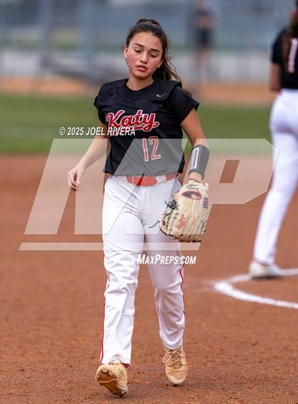 Thumbnail 1 in Katy @ Jordan photogallery.