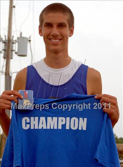 Thumbnail 2 in NYSPHSAA Track & Field Championships (Awards) photogallery.