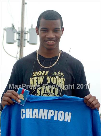 Thumbnail 1 in NYSPHSAA Track & Field Championships (Awards) photogallery.
