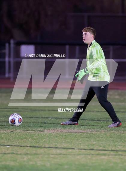 Thumbnail 3 in Dobson vs Gilbert (AIA 6A Round 1) photogallery.