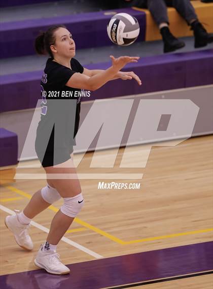 Thumbnail 2 in Whitewater vs Hampton and Upson-Lee photogallery.