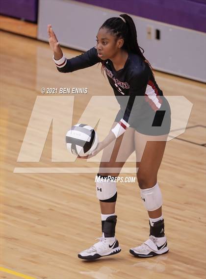 Thumbnail 1 in Whitewater vs Hampton and Upson-Lee photogallery.
