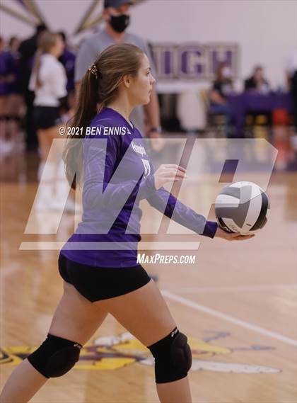Thumbnail 1 in Whitewater vs Hampton and Upson-Lee photogallery.