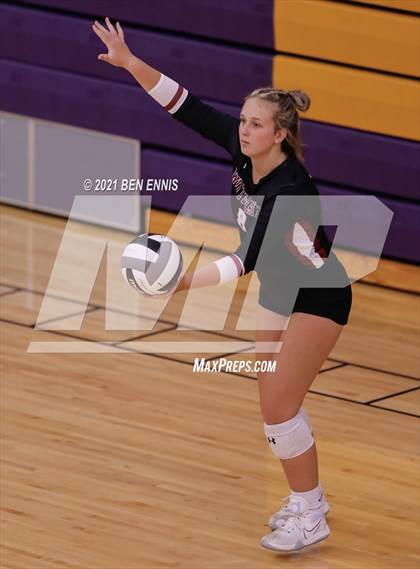 Thumbnail 1 in Whitewater vs Hampton and Upson-Lee photogallery.