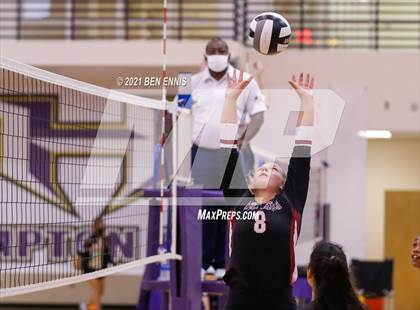Thumbnail 1 in Whitewater vs Hampton and Upson-Lee photogallery.