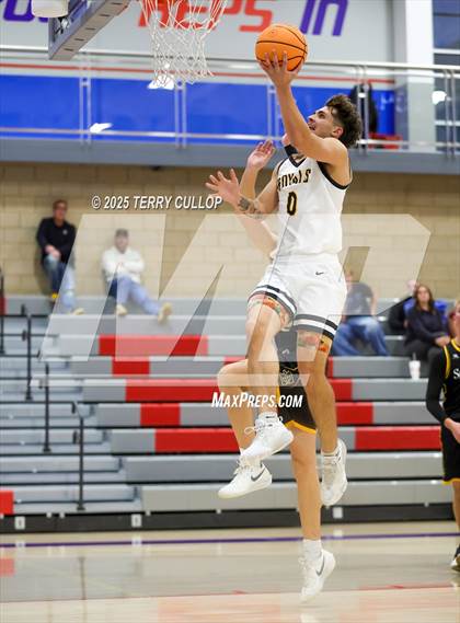 Thumbnail 2 in Roy vs. Emery (Ben Lomond Pepsi Classic) photogallery.