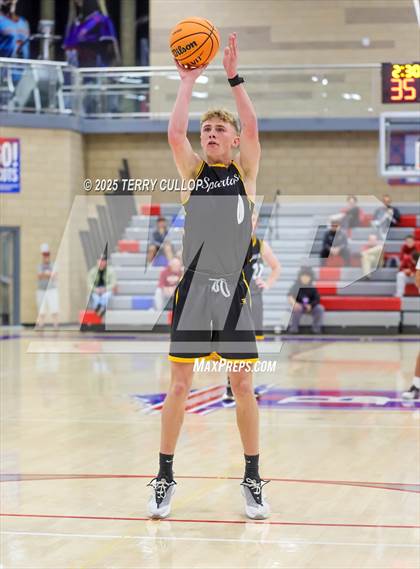 Thumbnail 3 in Roy vs. Emery (Ben Lomond Pepsi Classic) photogallery.