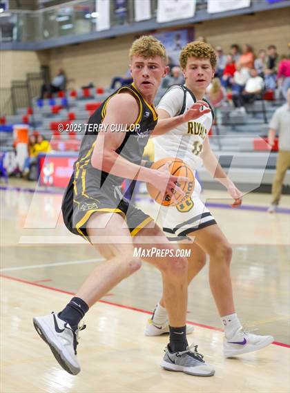 Thumbnail 2 in Roy vs. Emery (Ben Lomond Pepsi Classic) photogallery.