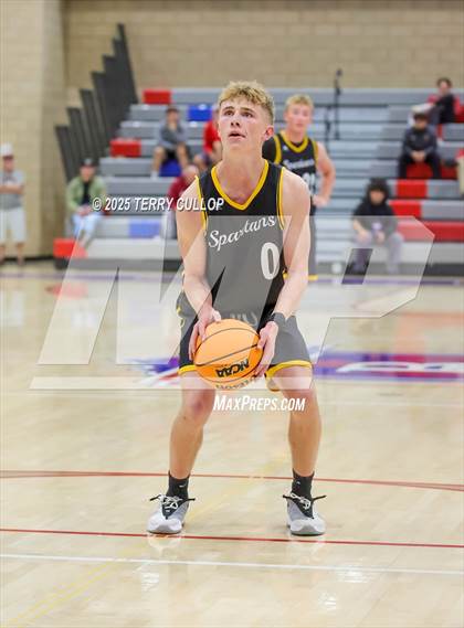 Thumbnail 1 in Roy vs. Emery (Ben Lomond Pepsi Classic) photogallery.