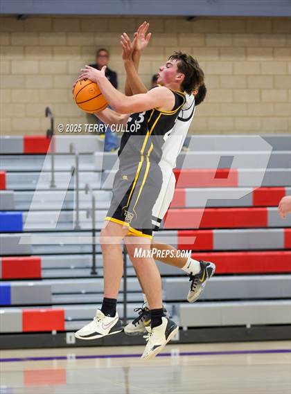 Thumbnail 3 in Roy vs. Emery (Ben Lomond Pepsi Classic) photogallery.