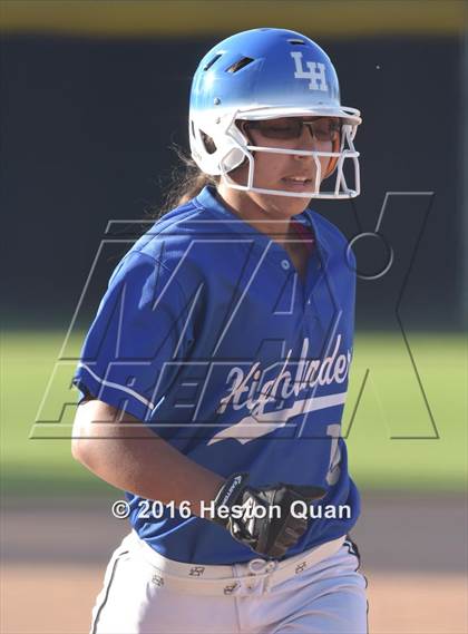 Thumbnail 2 in Villa Park vs La Habra (Alan Dugard Classic) photogallery.