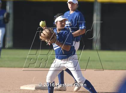 Thumbnail 3 in Villa Park vs La Habra (Alan Dugard Classic) photogallery.