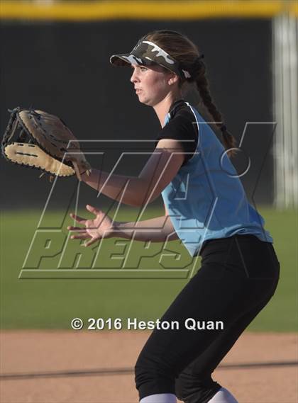 Thumbnail 1 in Villa Park vs La Habra (Alan Dugard Classic) photogallery.