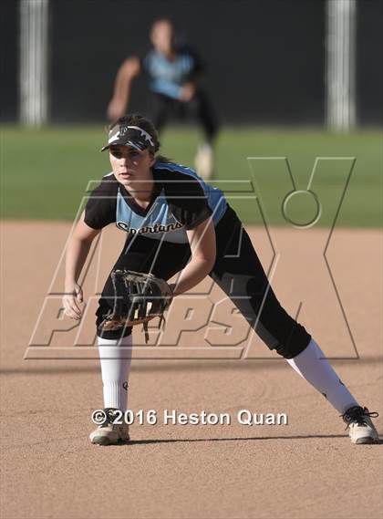 Thumbnail 1 in Villa Park vs La Habra (Alan Dugard Classic) photogallery.