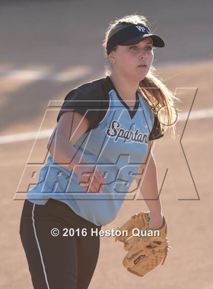 Thumbnail 2 in Villa Park vs La Habra (Alan Dugard Classic) photogallery.