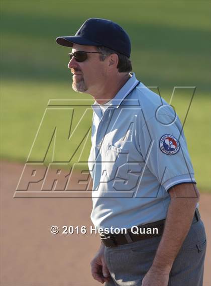 Thumbnail 2 in Villa Park vs La Habra (Alan Dugard Classic) photogallery.
