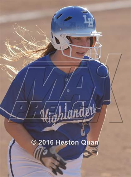 Thumbnail 2 in Villa Park vs La Habra (Alan Dugard Classic) photogallery.