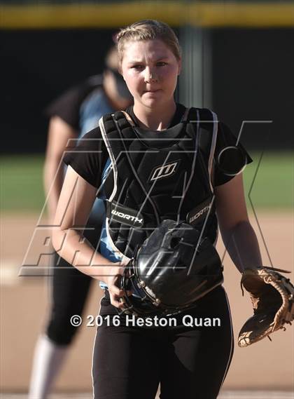 Thumbnail 1 in Villa Park vs La Habra (Alan Dugard Classic) photogallery.