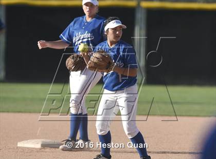 Thumbnail 1 in Villa Park vs La Habra (Alan Dugard Classic) photogallery.