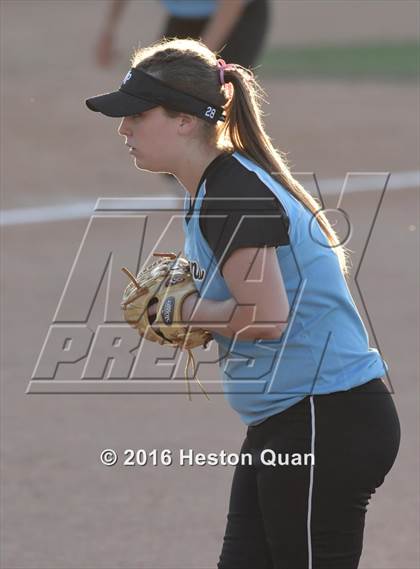 Thumbnail 2 in Villa Park vs La Habra (Alan Dugard Classic) photogallery.