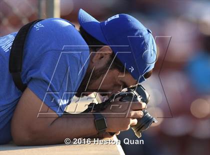 Thumbnail 2 in Villa Park vs La Habra (Alan Dugard Classic) photogallery.