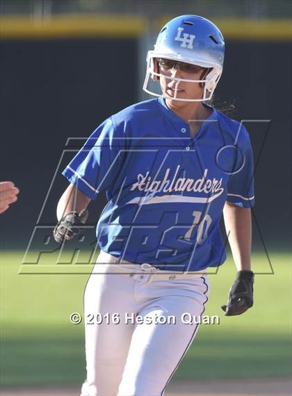 Thumbnail 3 in Villa Park vs La Habra (Alan Dugard Classic) photogallery.